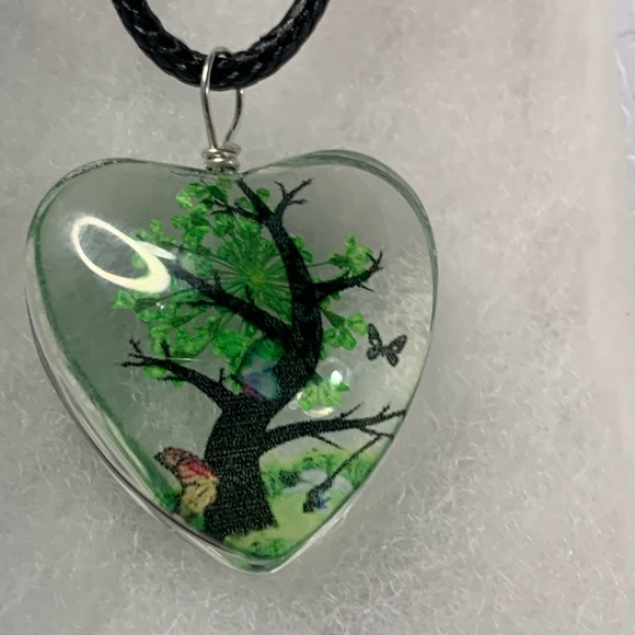 Dried flower necklaces - Picture 5 of 5